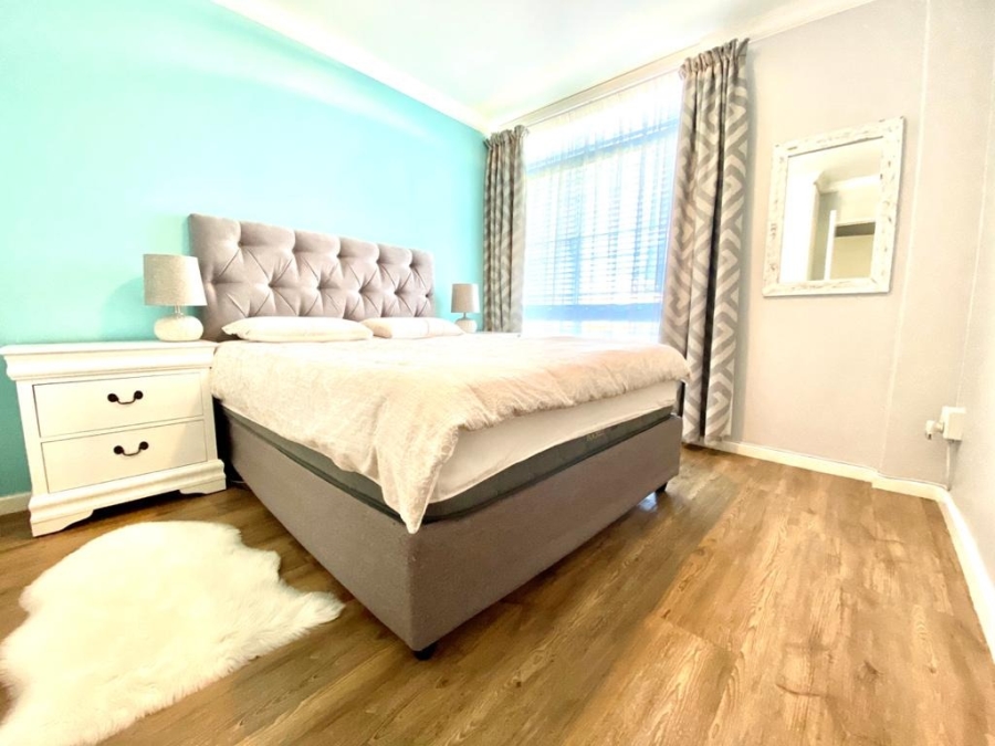 To Let 2 Bedroom Property for Rent in Royal Ascot Western Cape